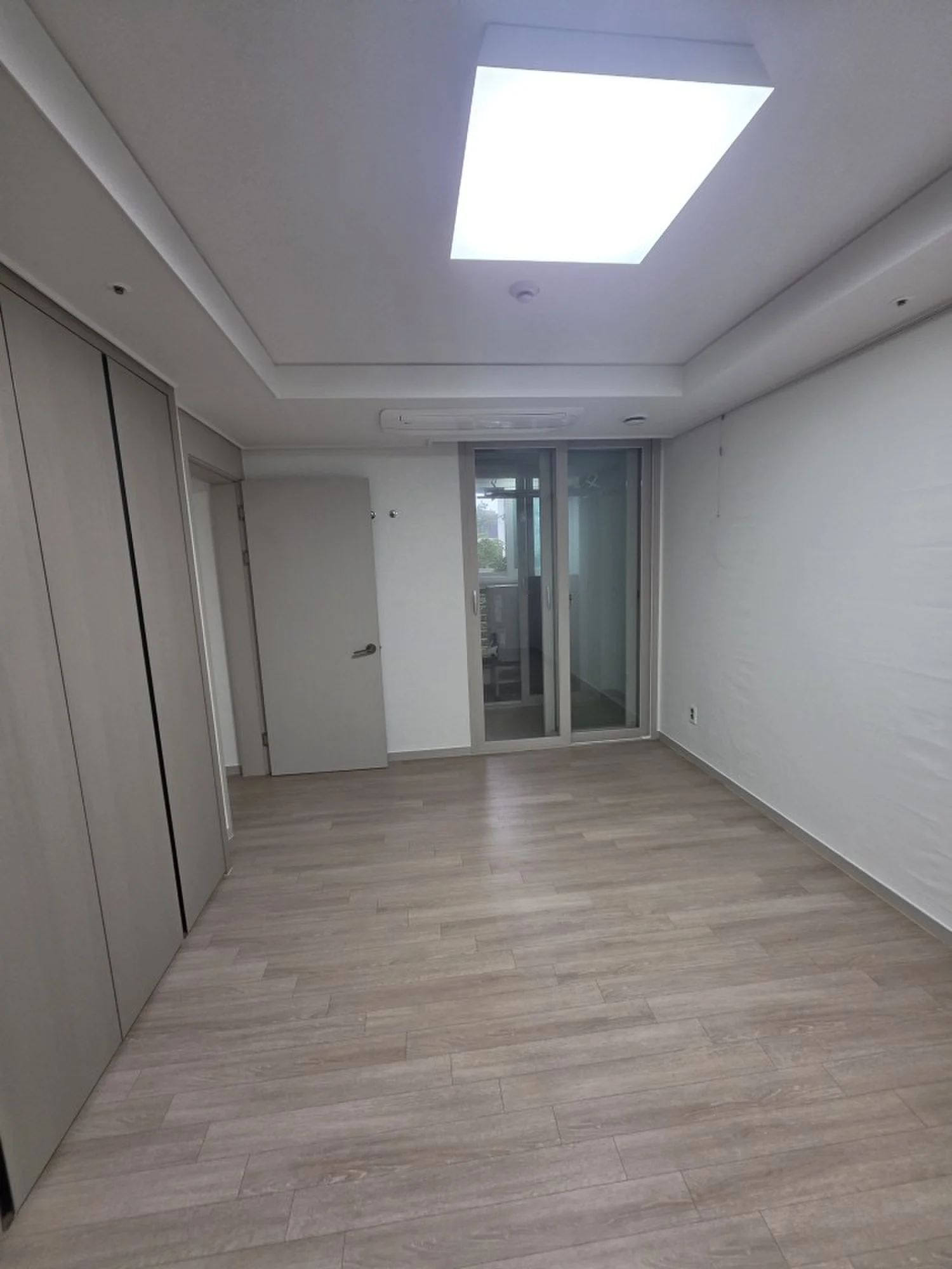부천 역곡동 벽 실크벽지도배 현장 사진